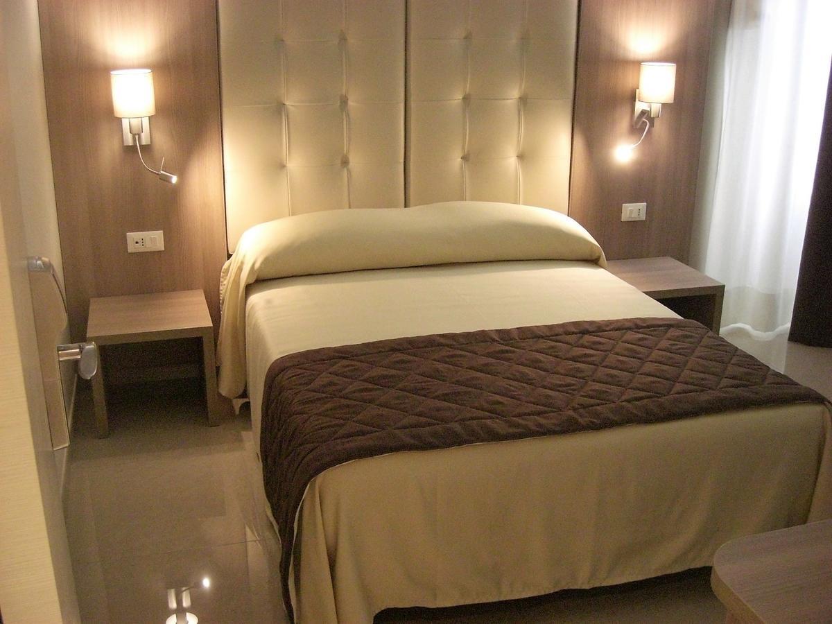 Hotel Bel Soggiorno Genoa Luaran gambar